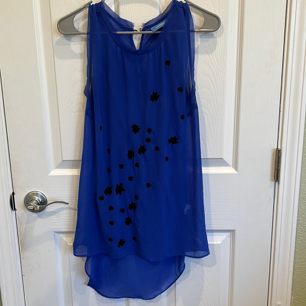 Simply Vera Sheer Blue Top